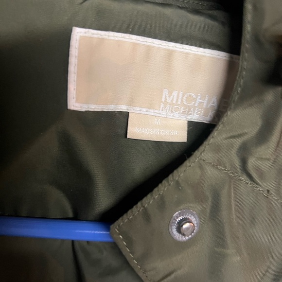 Lightweight jacket - Picture 2 of 2